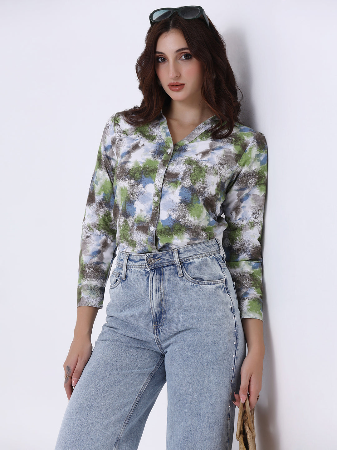 Women Printed V neck collared shirt
