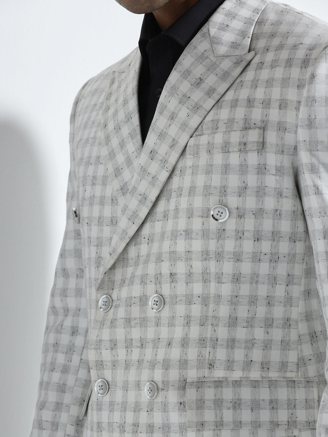 Men white checked double breasted Blazer
