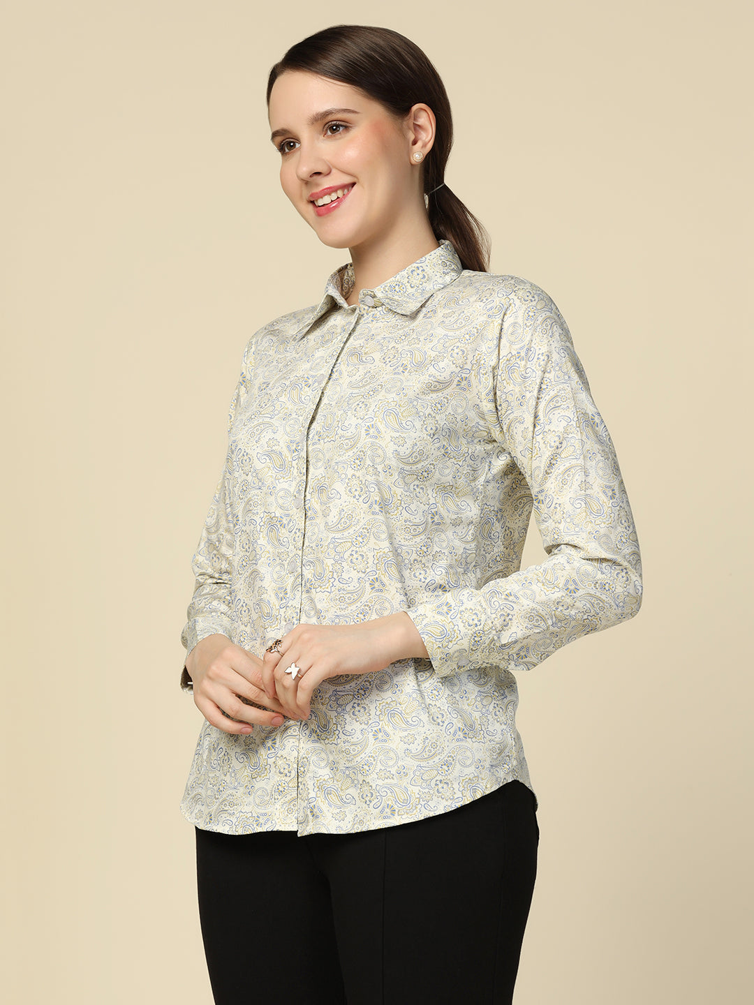 Women white printed shirt - Tahvo India