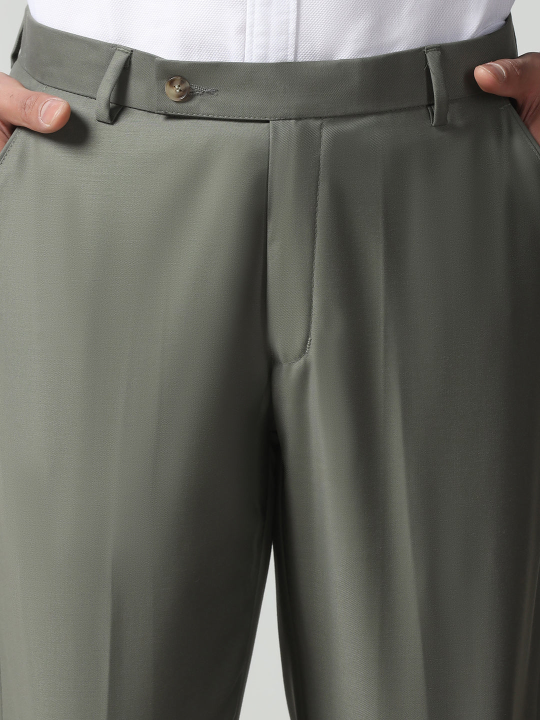 Men Green Solid Trousers