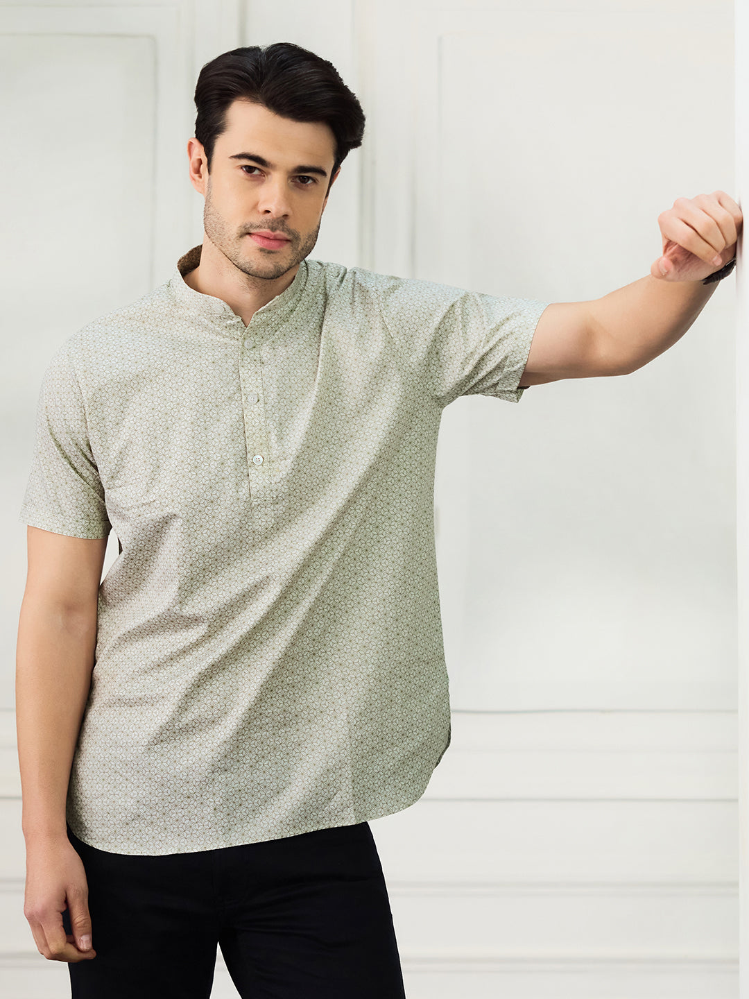 Men Green Printed Half Shirt - Tahvo India
