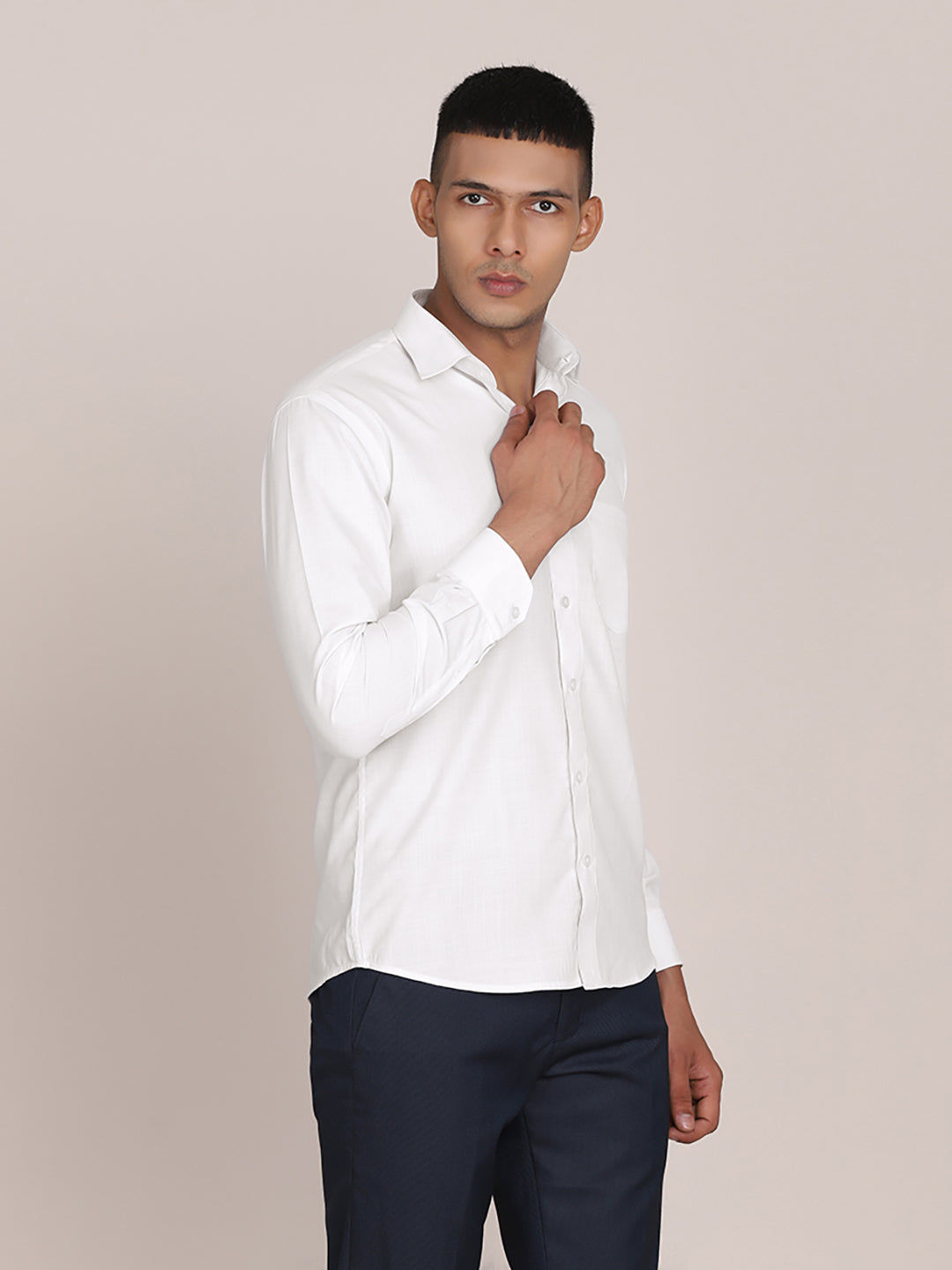 Men White Formal Solid Shirt - Tahvo India