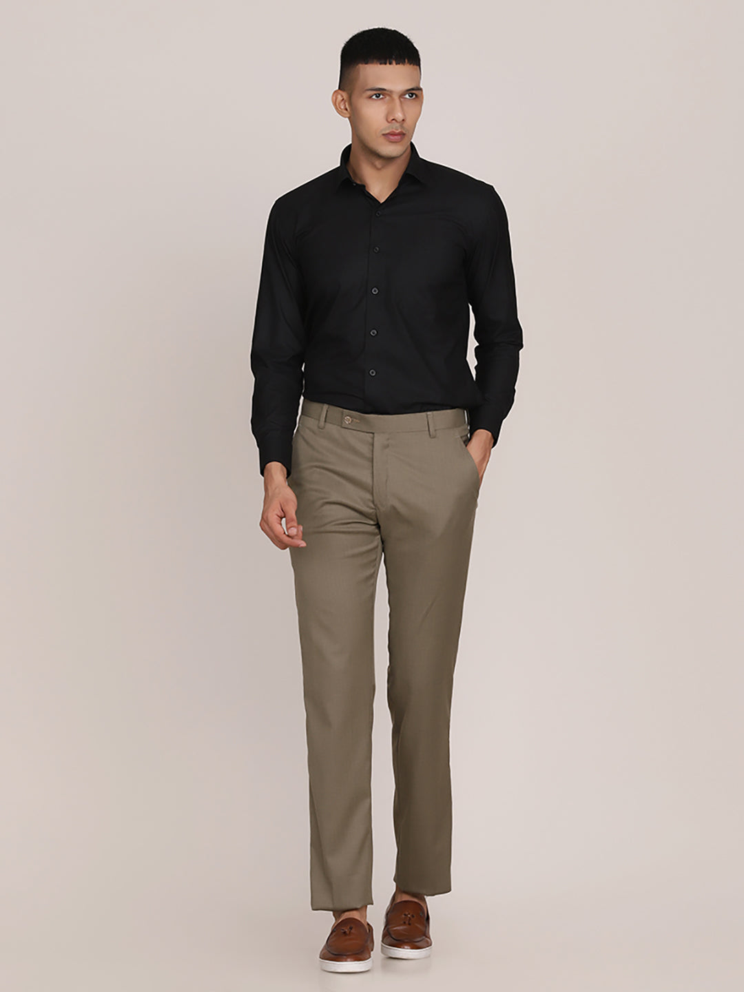 Men Black Formal Solid Shirt - Tahvo India