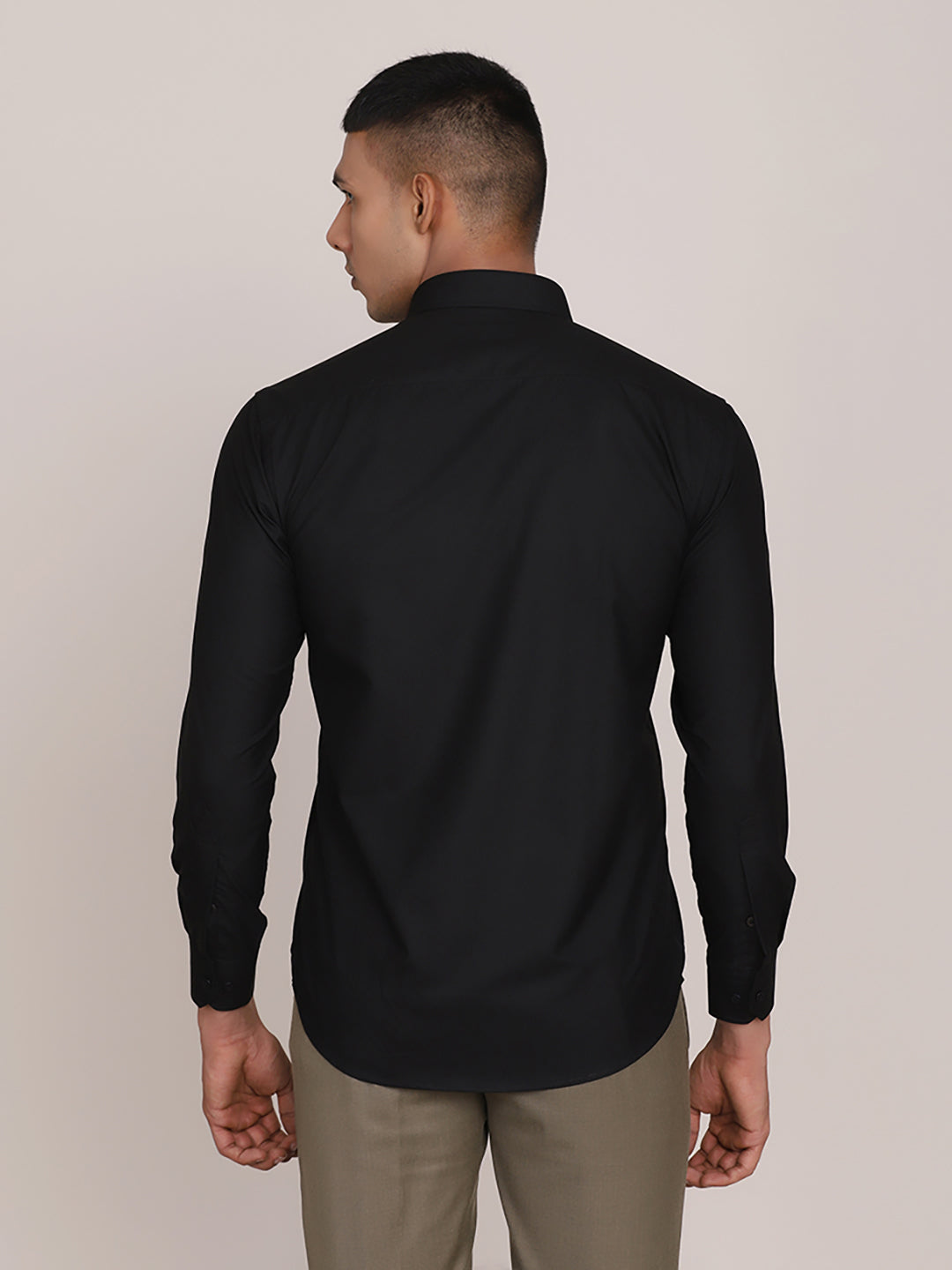 Men Black Formal Solid Shirt - Tahvo India