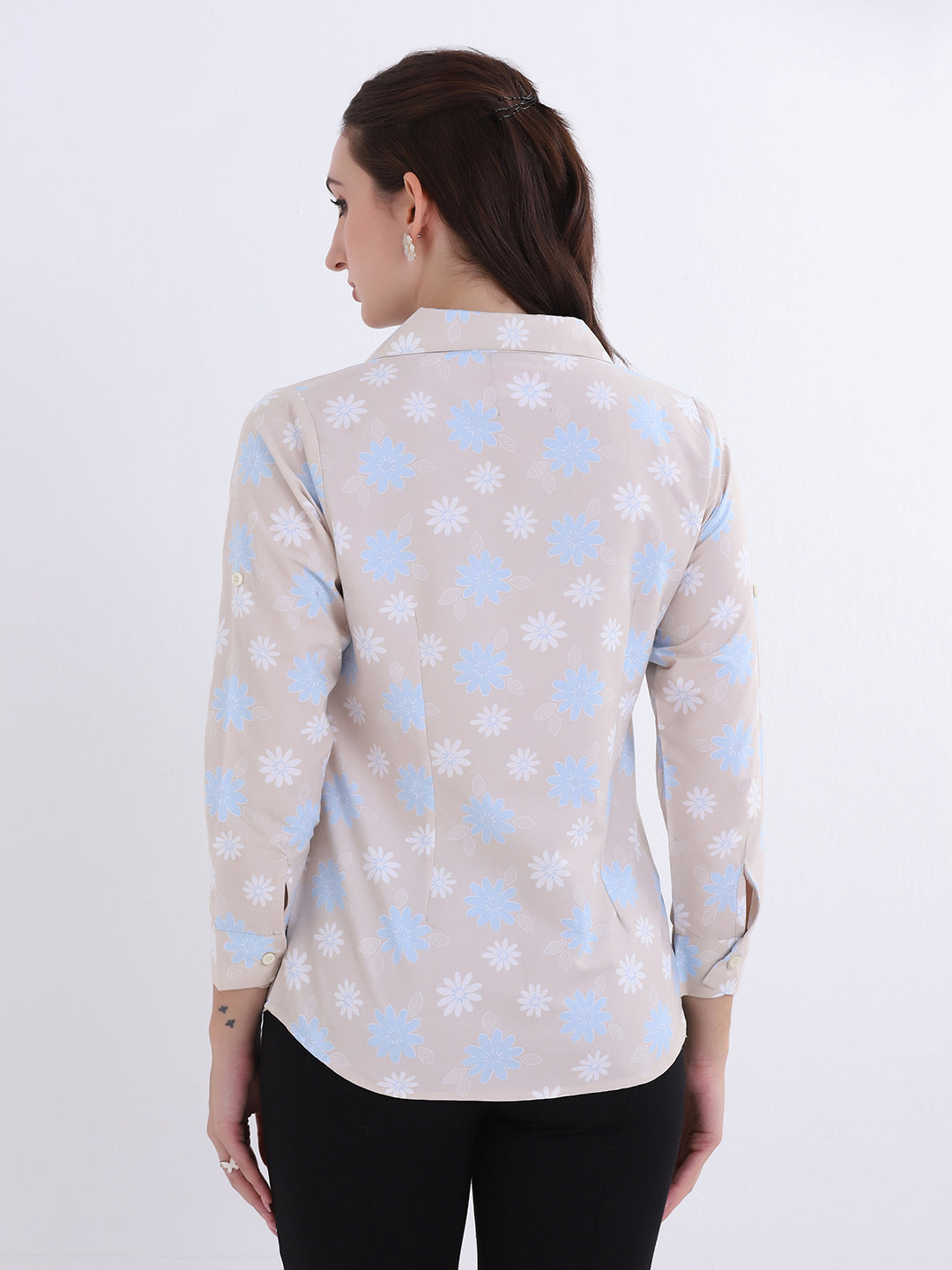 Women Printed V neck collared shirt