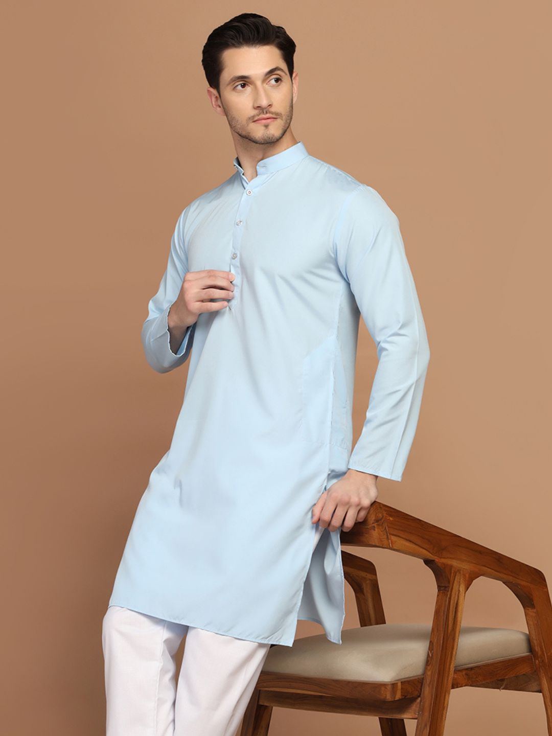 Men Light Blue Solid Kurta - Tahvo India