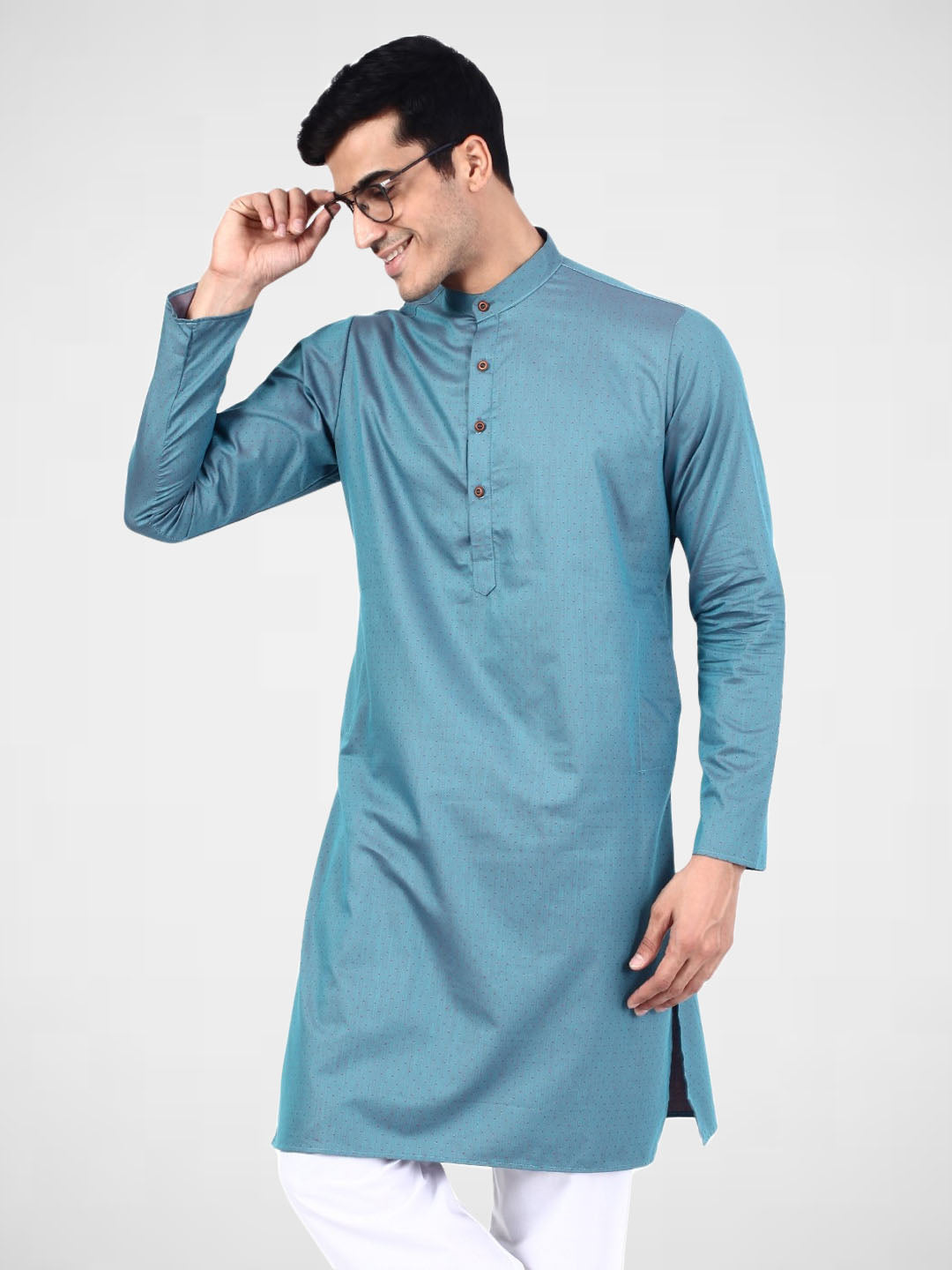Men Blue dotted Kurta - Tahvo India