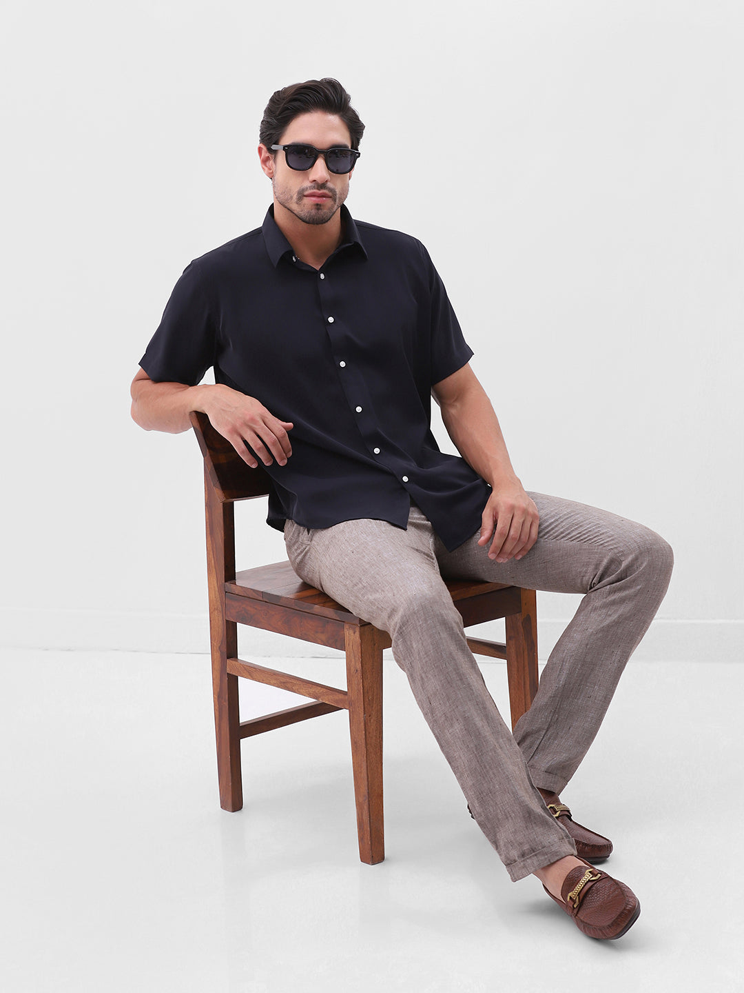 The Easy Navy Shirt