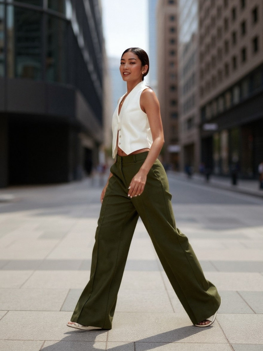 Women Relaxed High-Rise Trousers