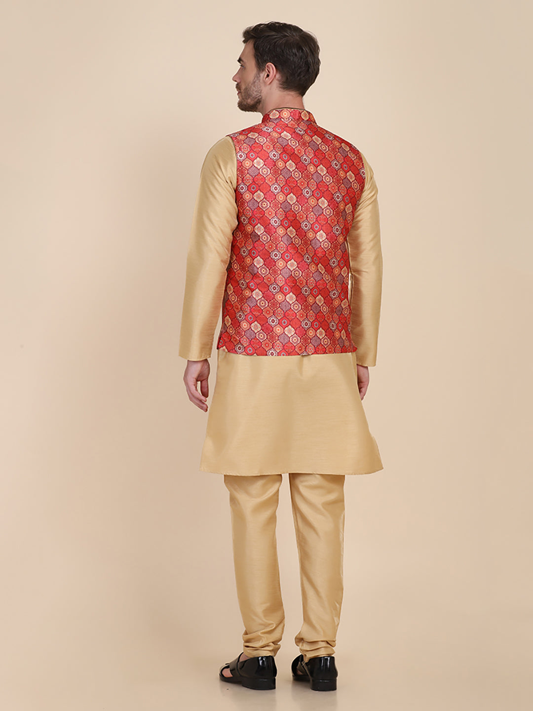 Men Red Geometric Nehru Jacket - Tahvo India