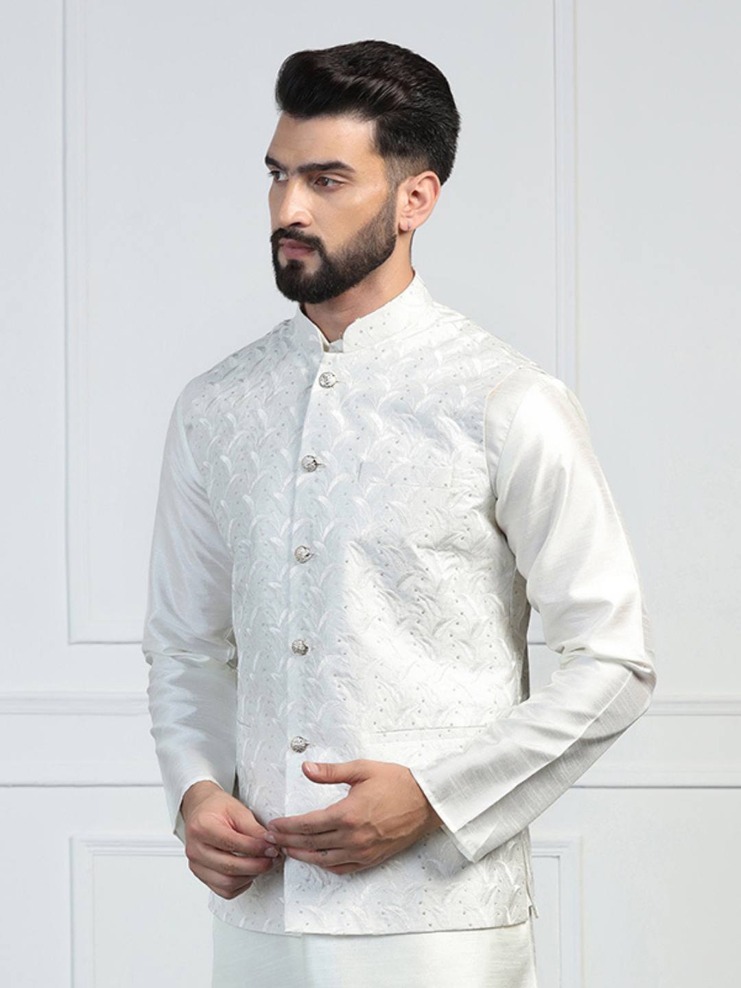 Men White Embroidered Jacket - Tahvo India