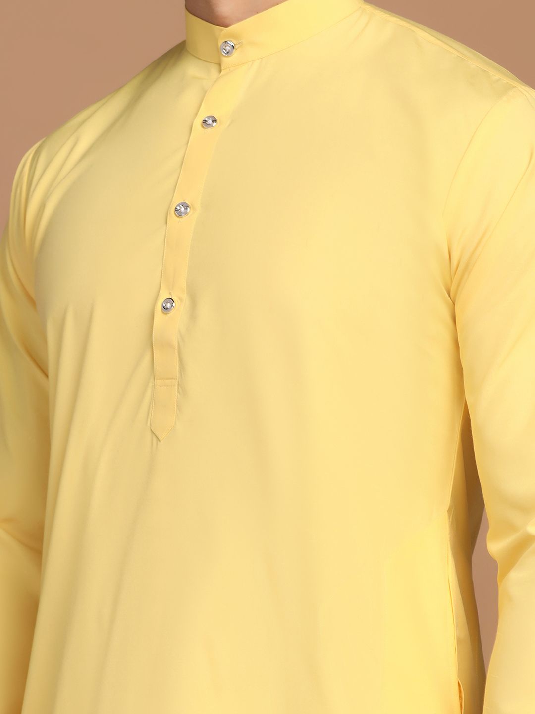 Men Yellow Solid Kurta - Tahvo India