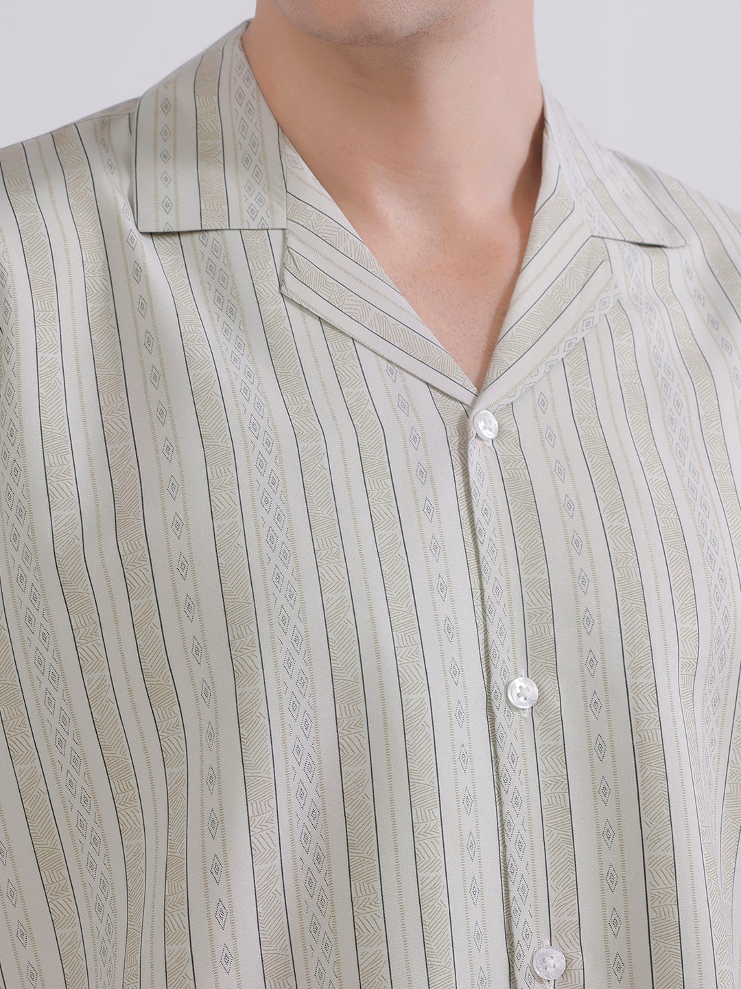 Mens green boxy casual shirt