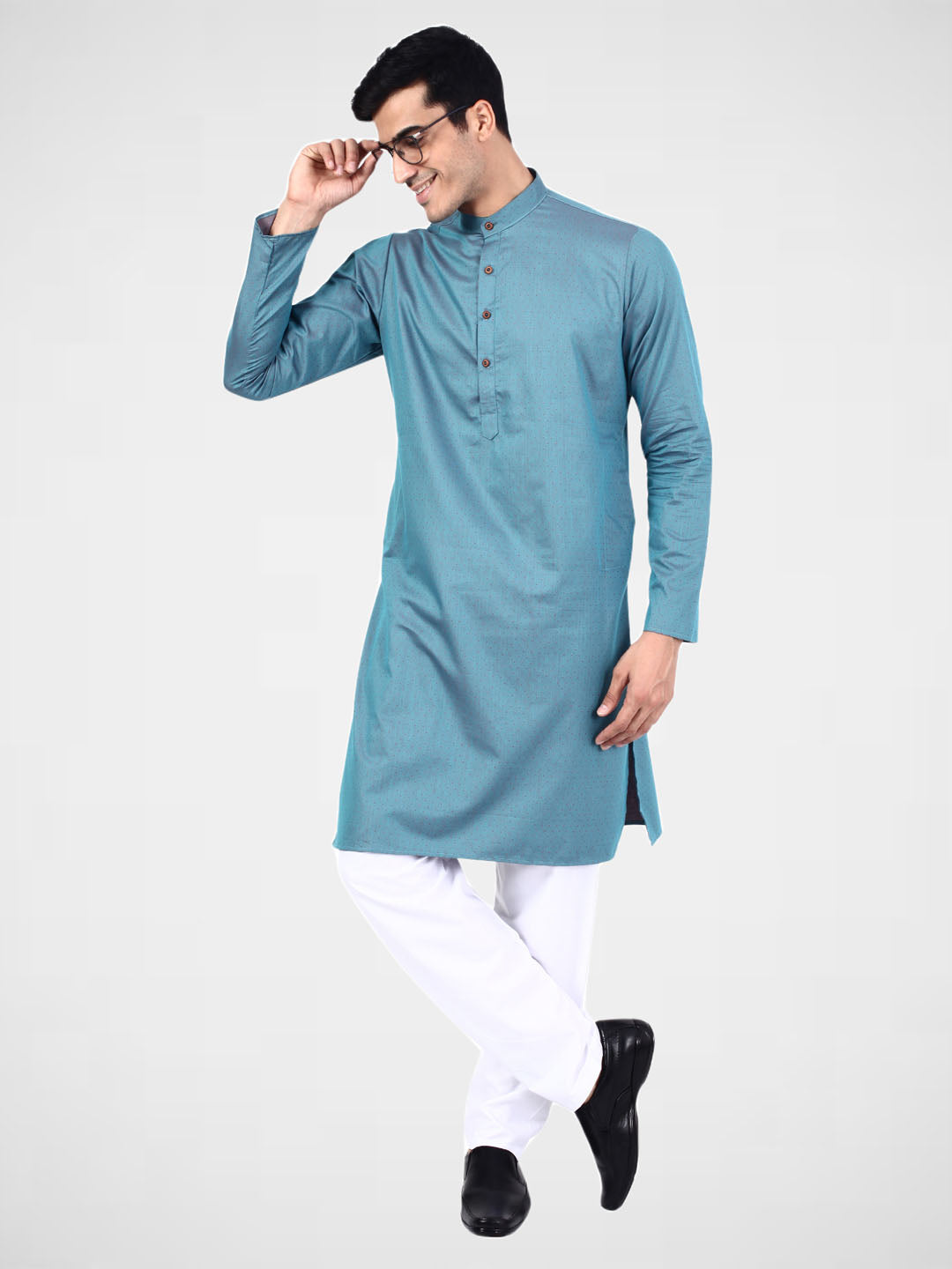 Men Blue Kurta Set - Tahvo India