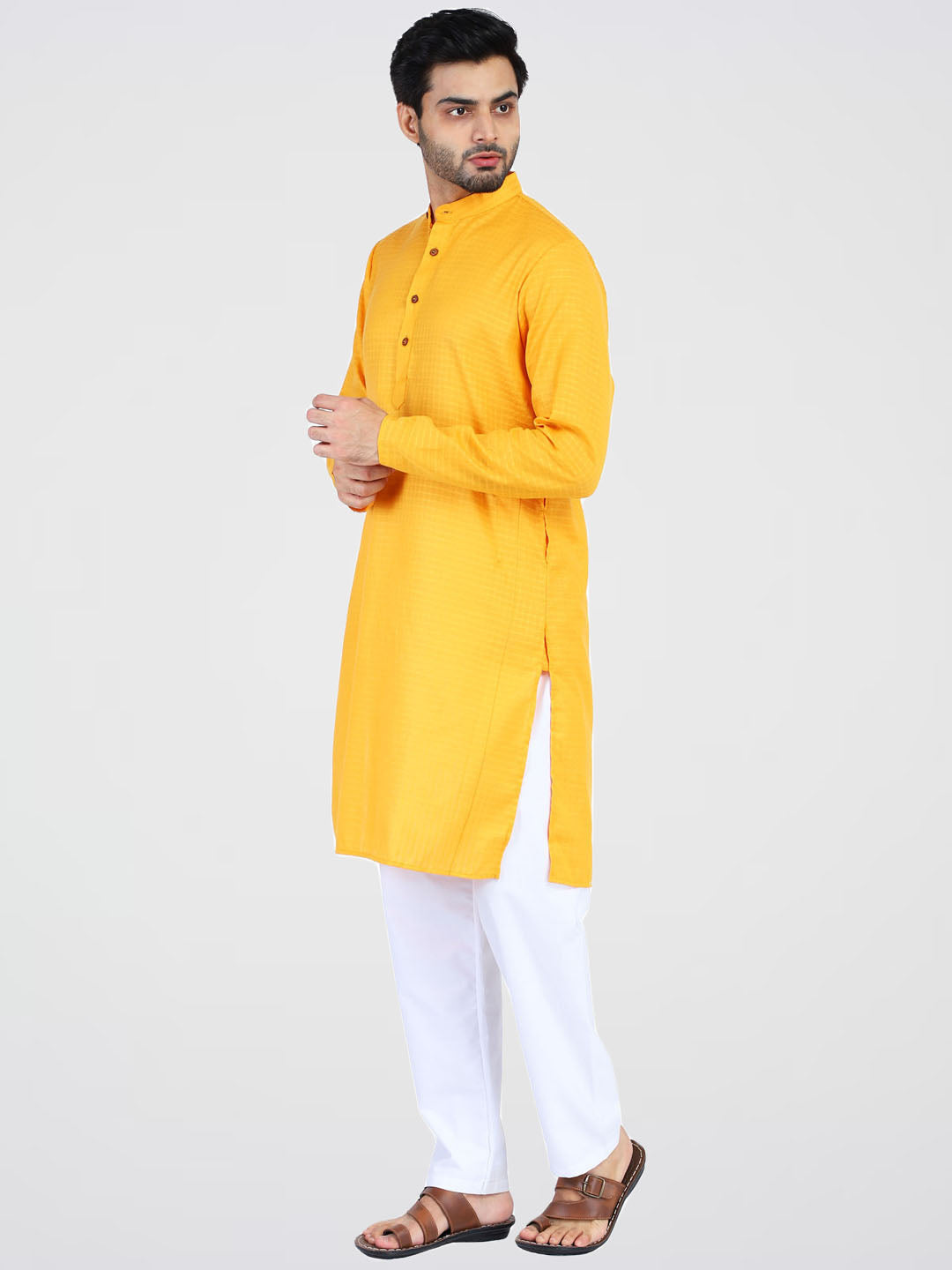 Men Yellow cotton kurta set - Tahvo India