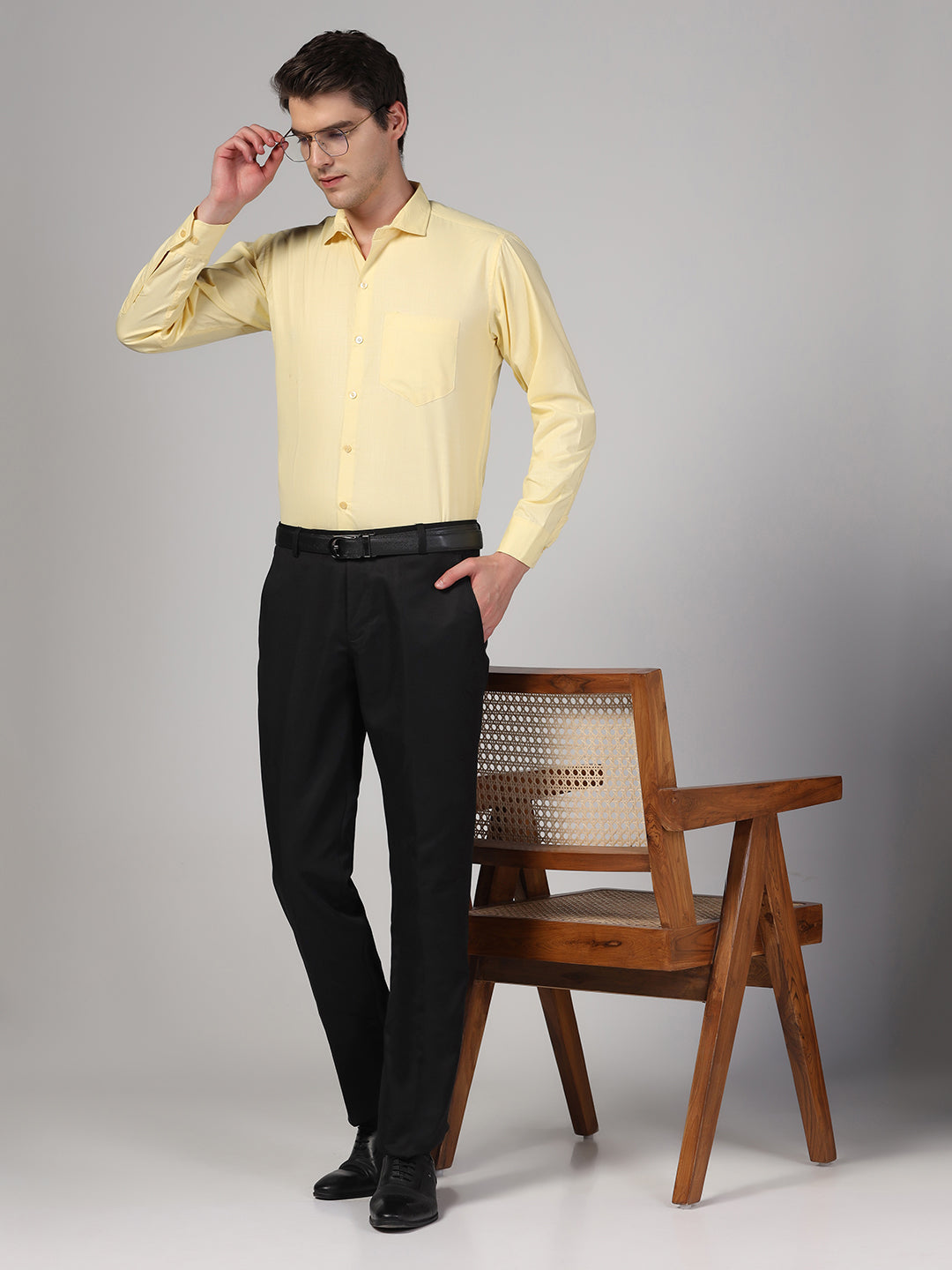 Men Yellow Solid Shirt & Trousers Set - Tahvo India