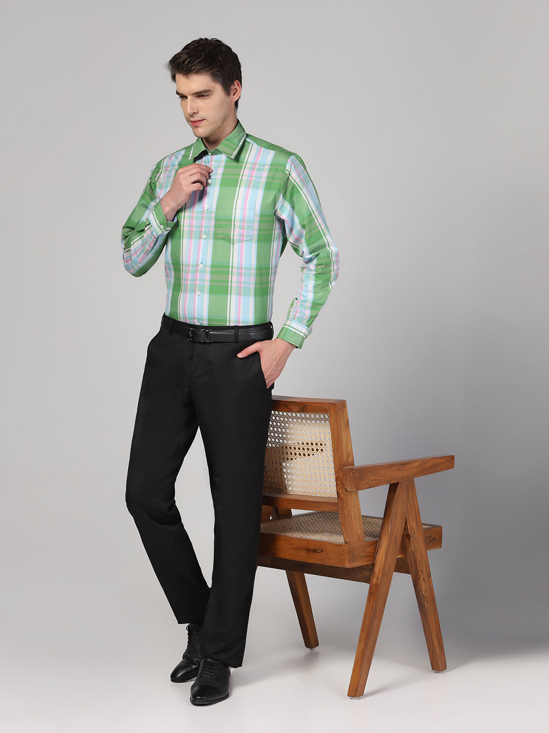 Men Green Check Shirt & Trousers Set - Tahvo India