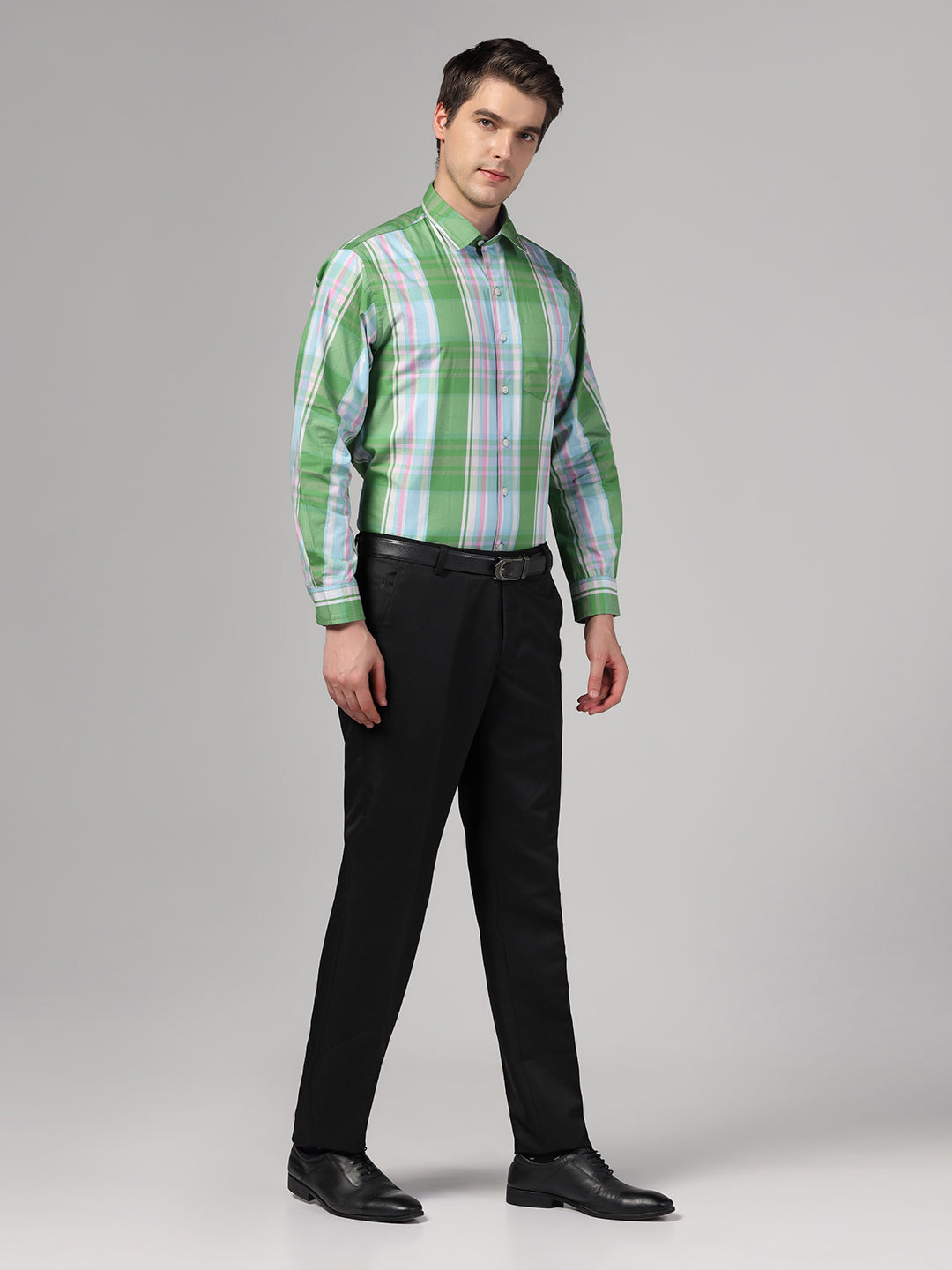 Men Green Check Shirt & Trousers Set - Tahvo India