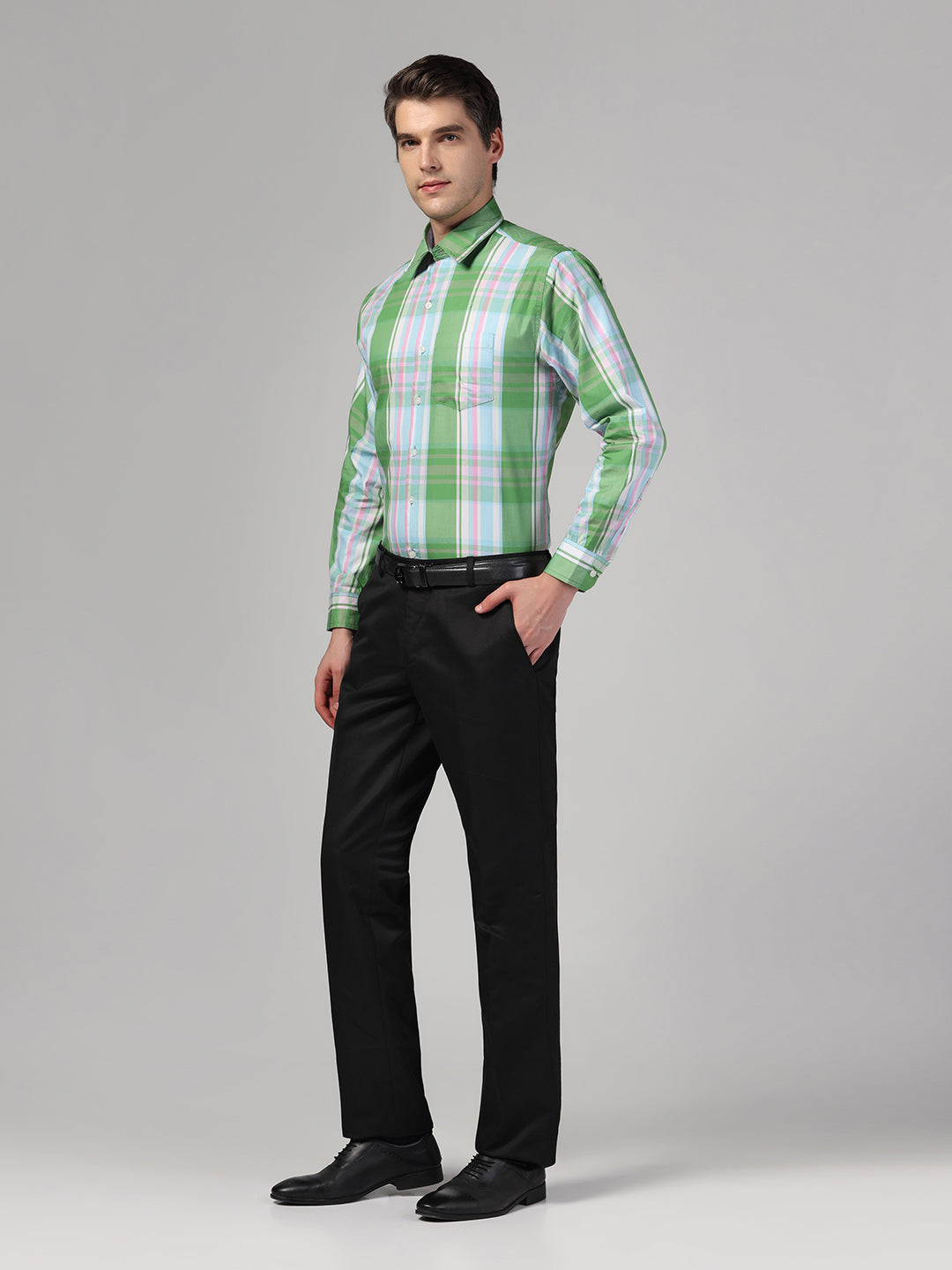 Men Green Check Shirt & Trousers Set - Tahvo India