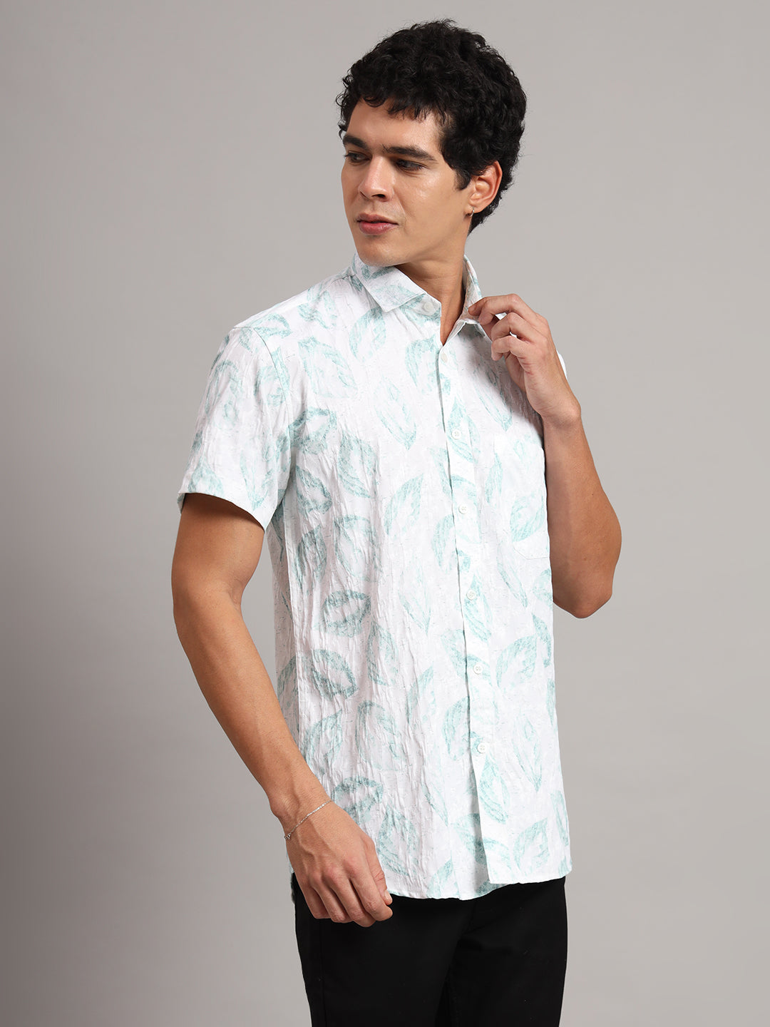 Men Casual Green Printed Shirt - Tahvo India