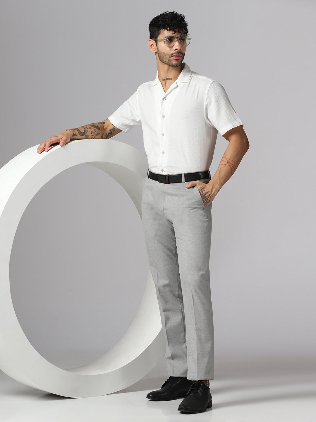 Men Light Grey Trousers - Tahvo India
