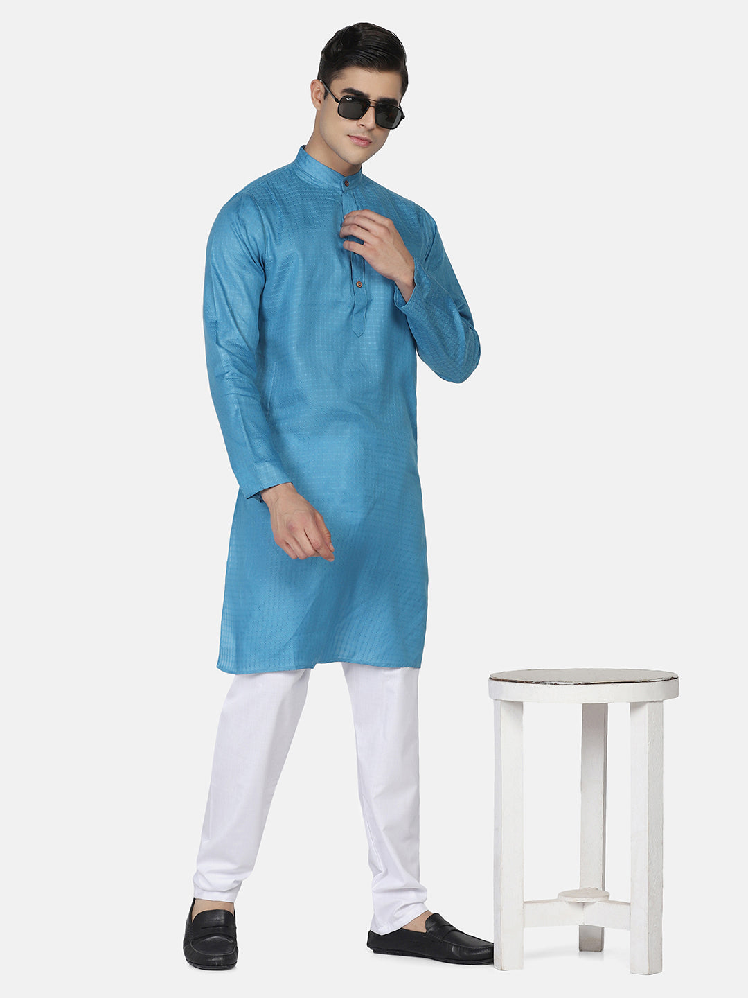 Men Blue Cotton Kurta Set - Tahvo India