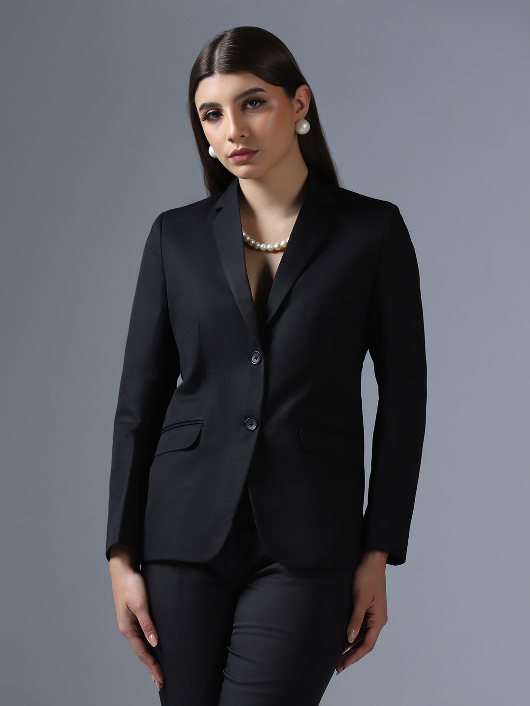 Women Black Notched Lapel Blazer - Tahvo India