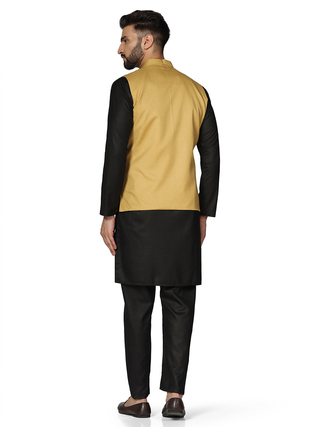Men Kurta Set With Jacket - Tahvo India