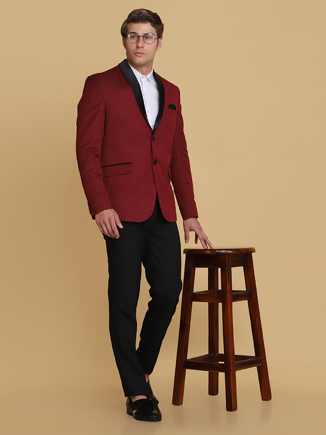 Men Maroon Tuxedo Suit - Tahvo India