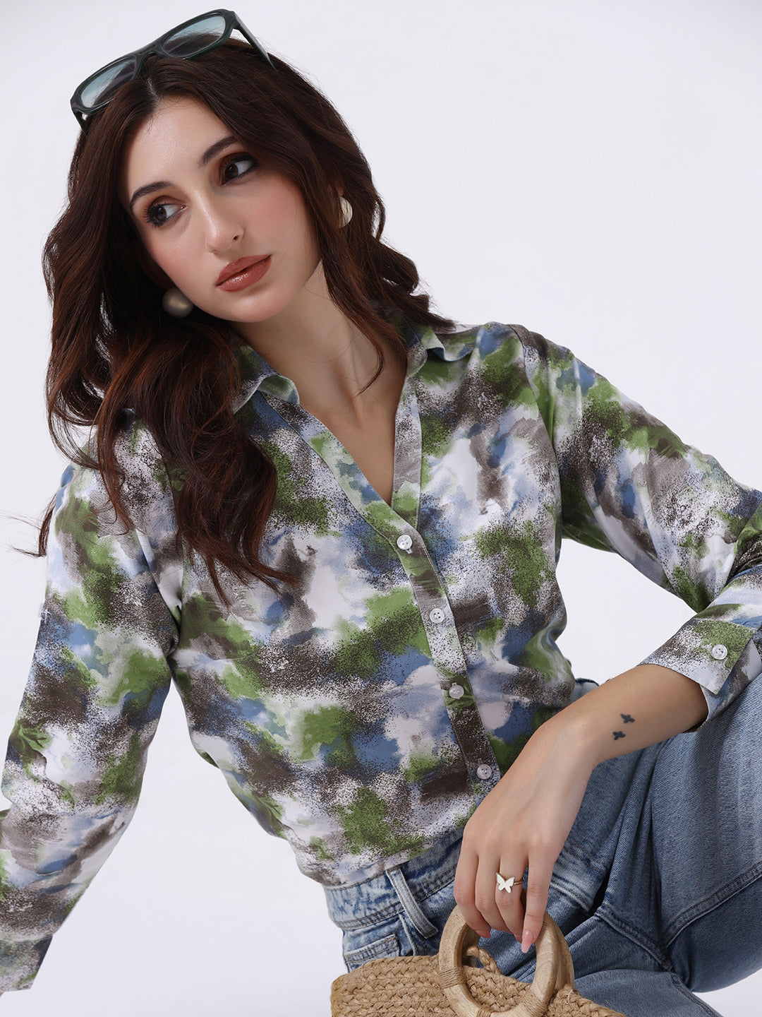 Women Printed V neck collared shirt