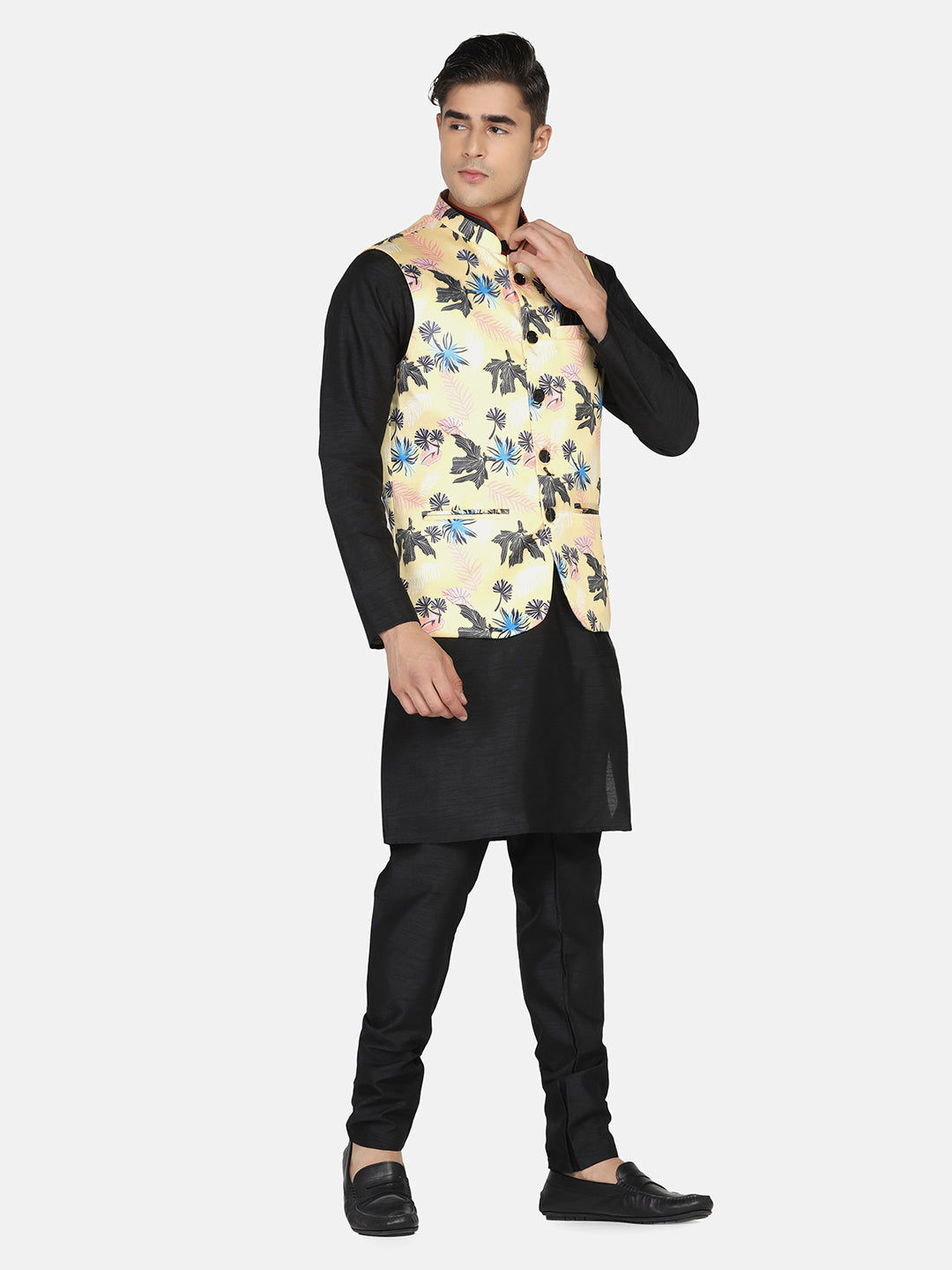 Men Yellow Printed Nehru Jacket - Tahvo India