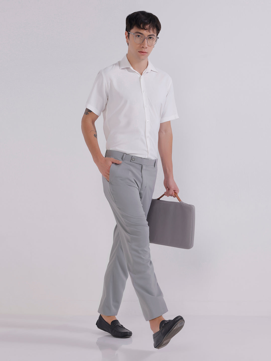 Men Grey wide leg trousers