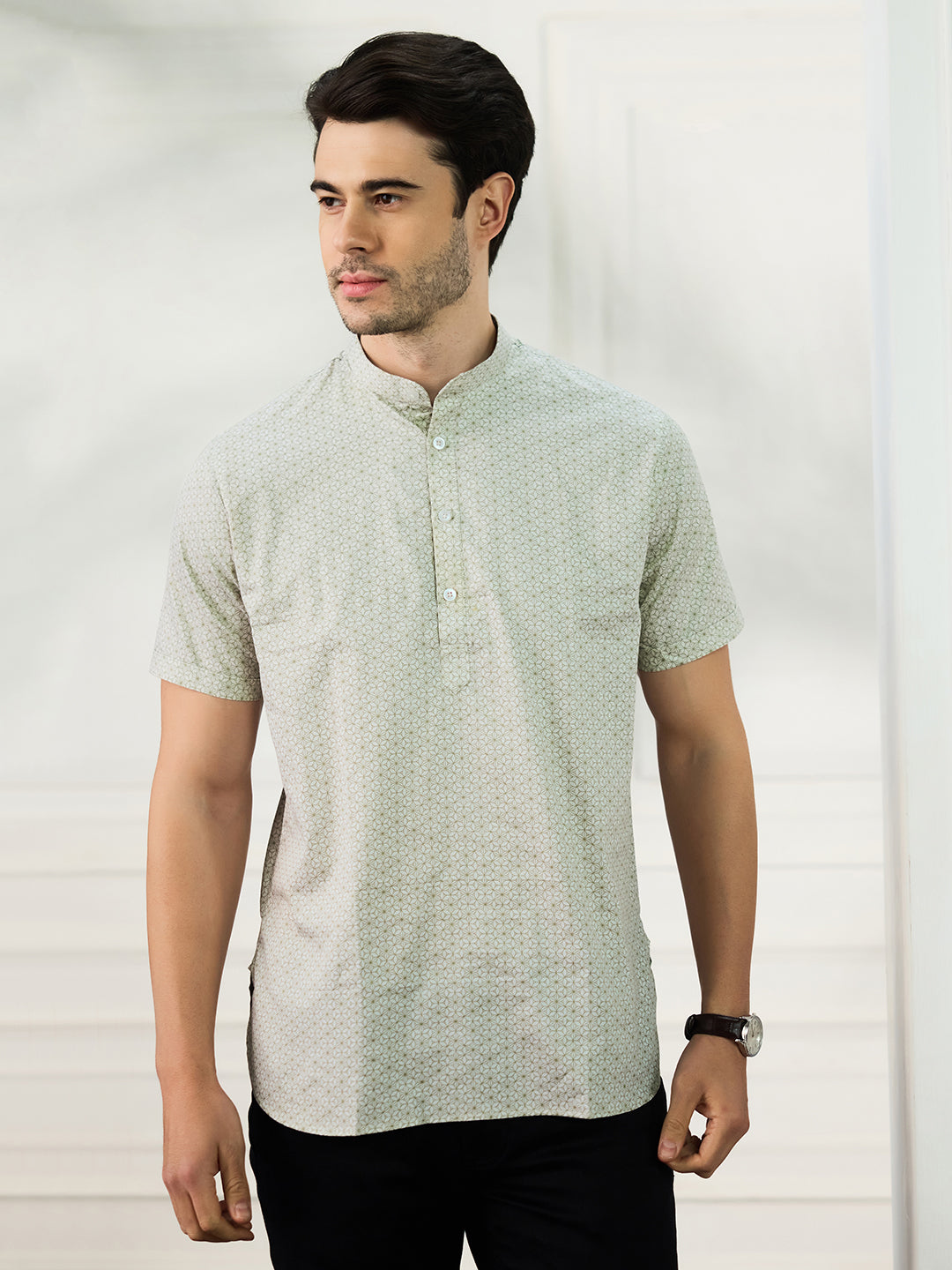 Men Green Printed Half Shirt - Tahvo India