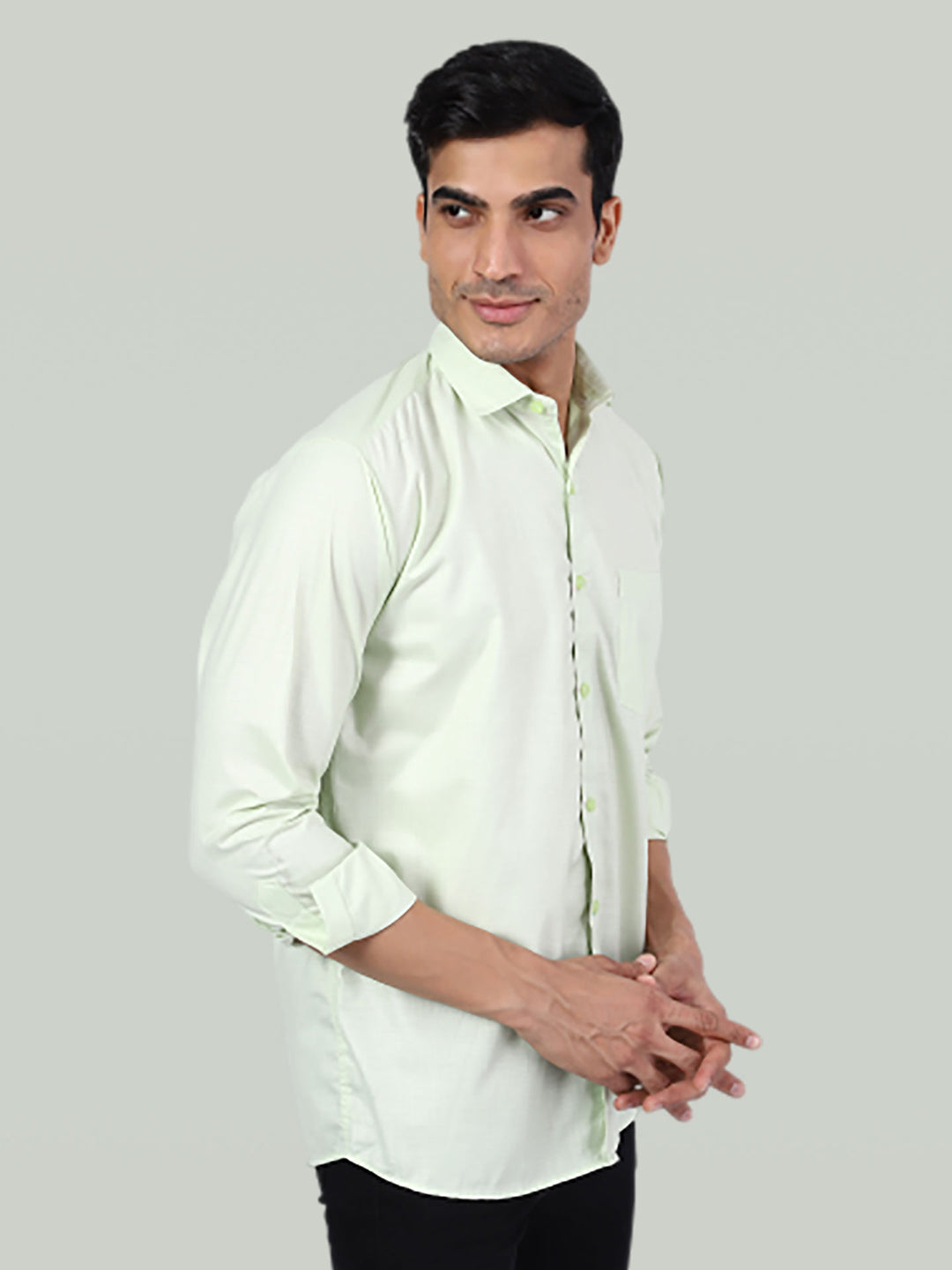 Men Green Solid Shirt - Tahvo India