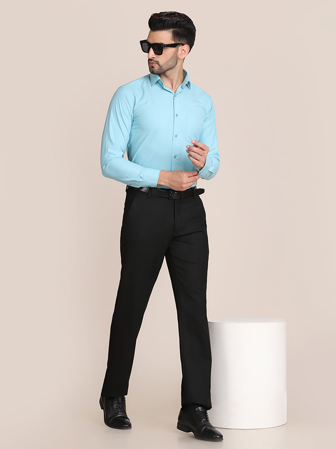 Men Blue Formal Solid Shirt - Tahvo India
