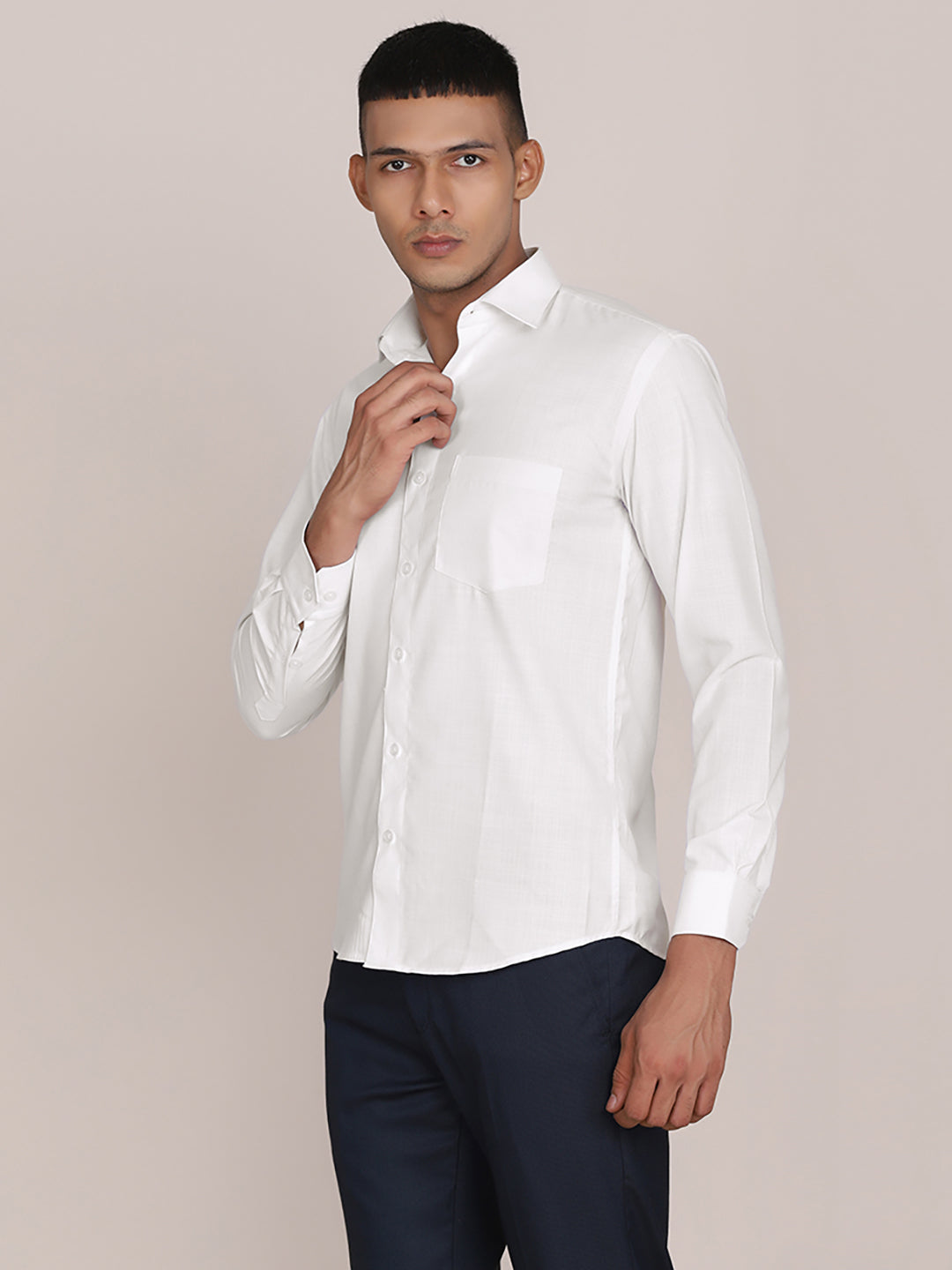 Men White Formal Solid Shirt - Tahvo India