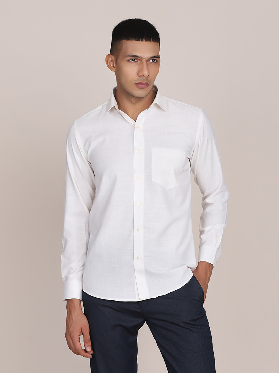 Men White Formal Solid Shirt - Tahvo India