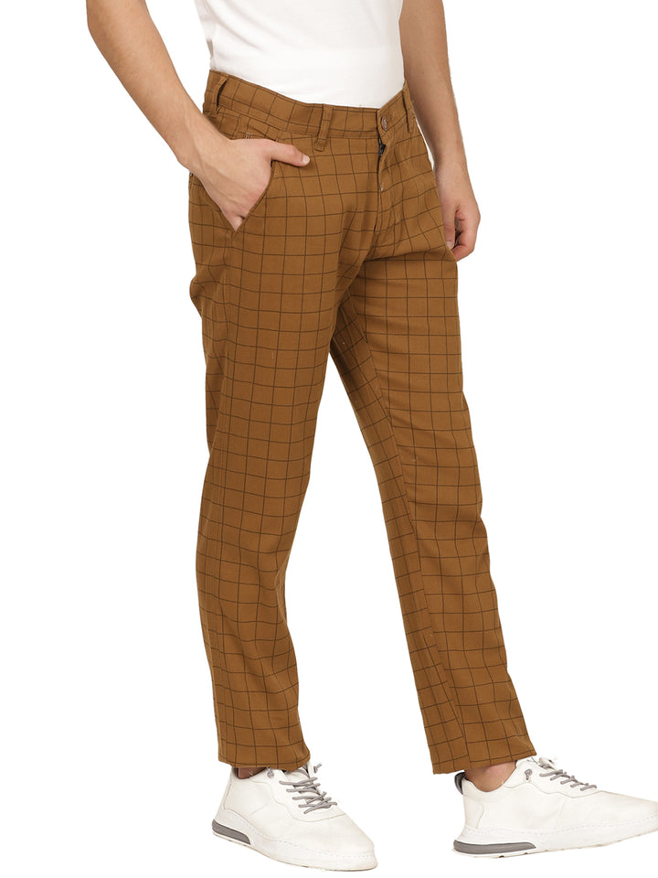 Men Brown Casual Trousers - Tahvo India