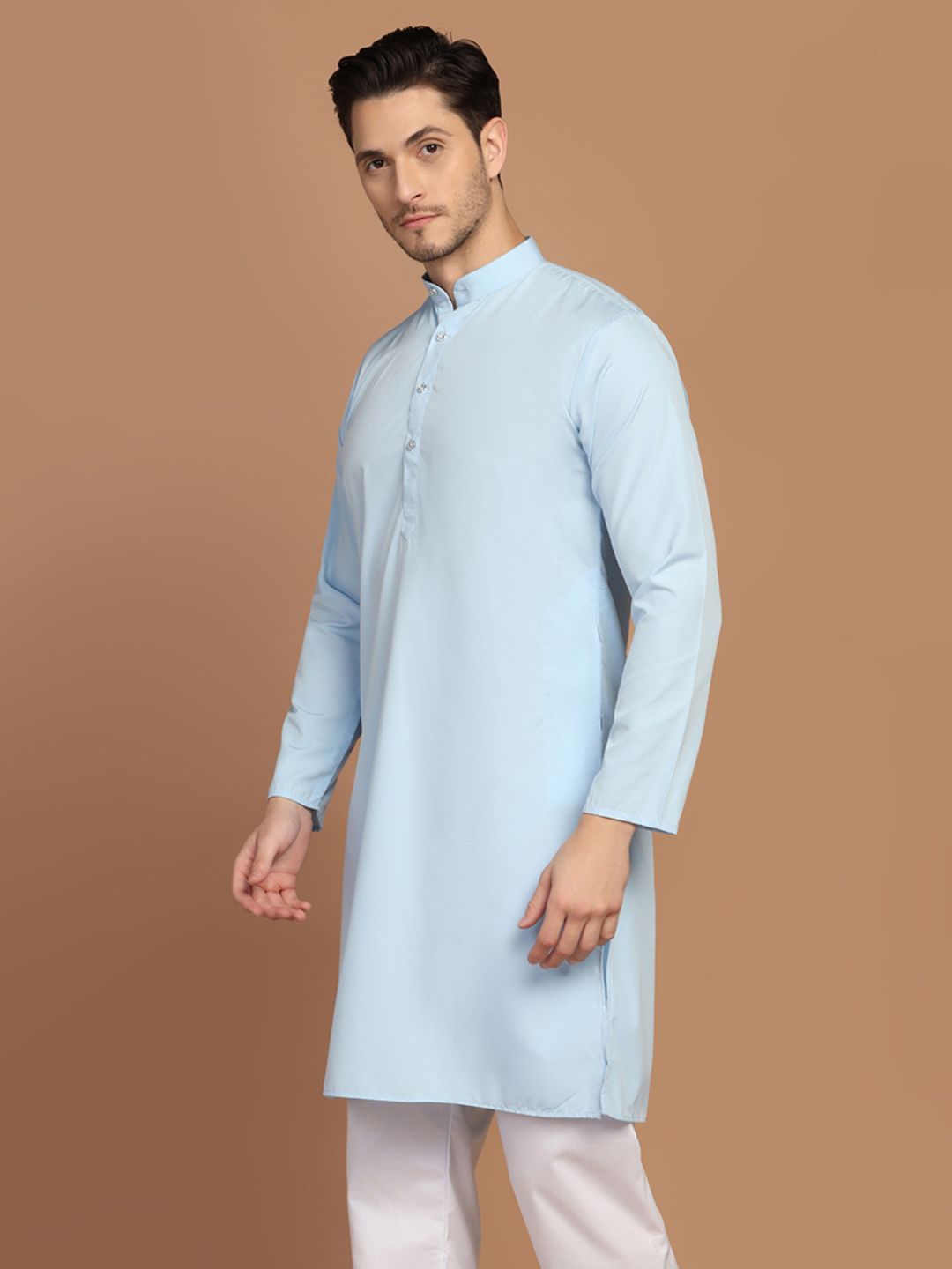Men Light Blue Solid Kurta - Tahvo India