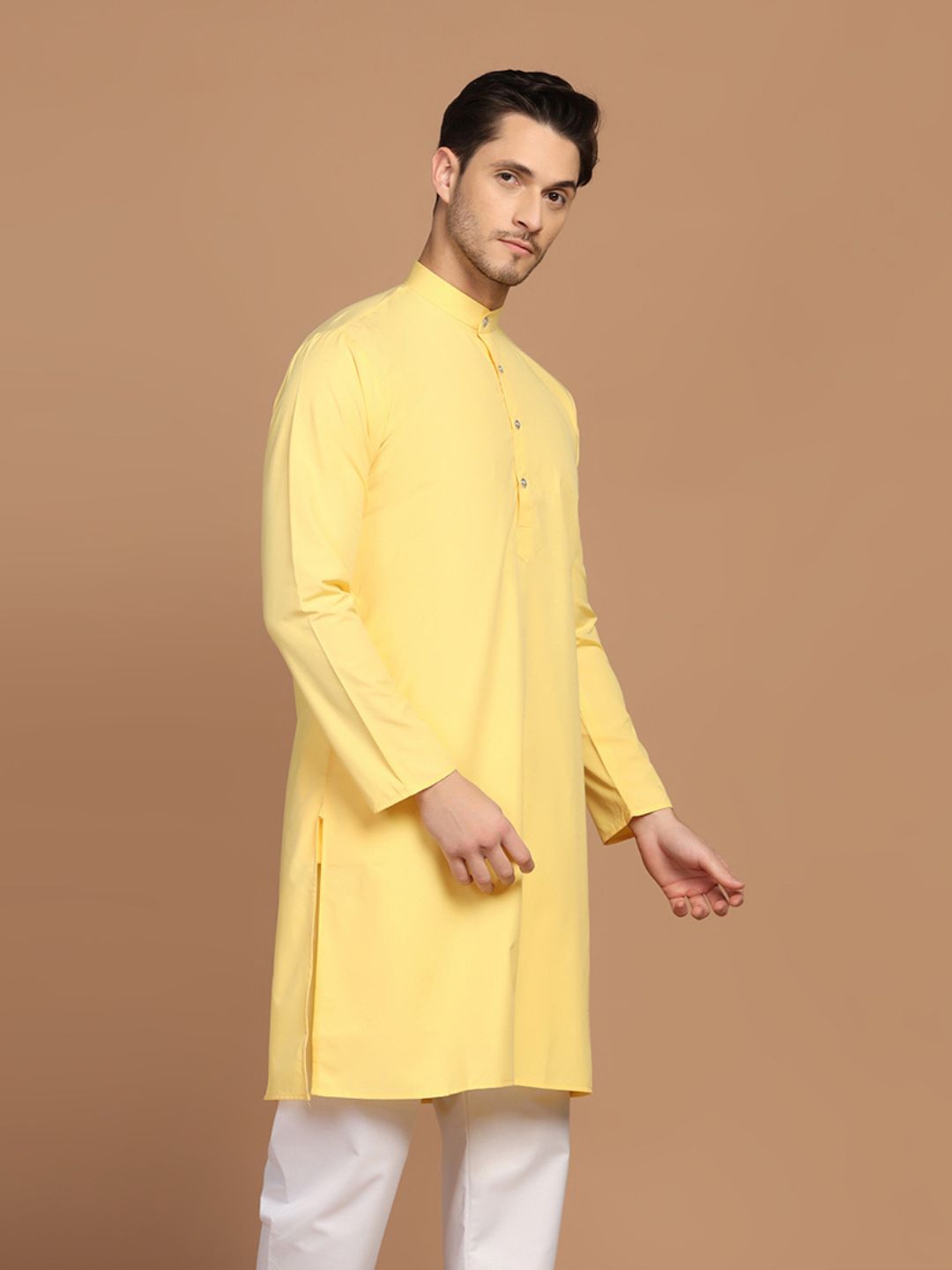 Men Yellow Solid Kurta - Tahvo India