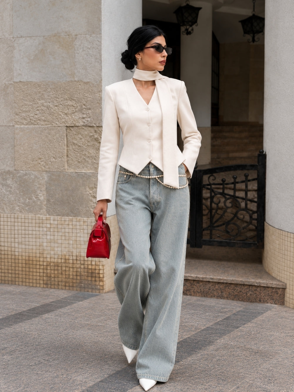 Collarless Blazer With Muffler