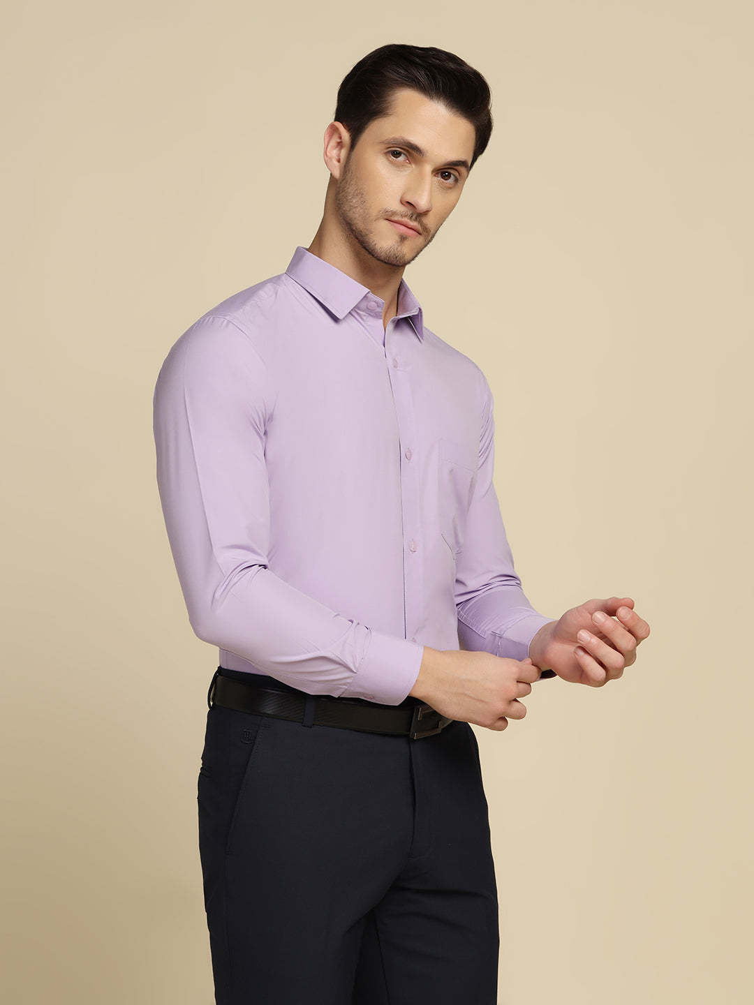 Men Purple Solid Shirt - Tahvo India