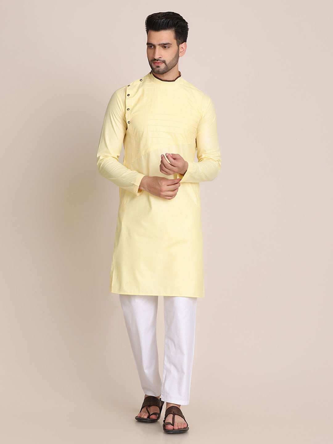 Men Yellow Solid Kurta - Tahvo India