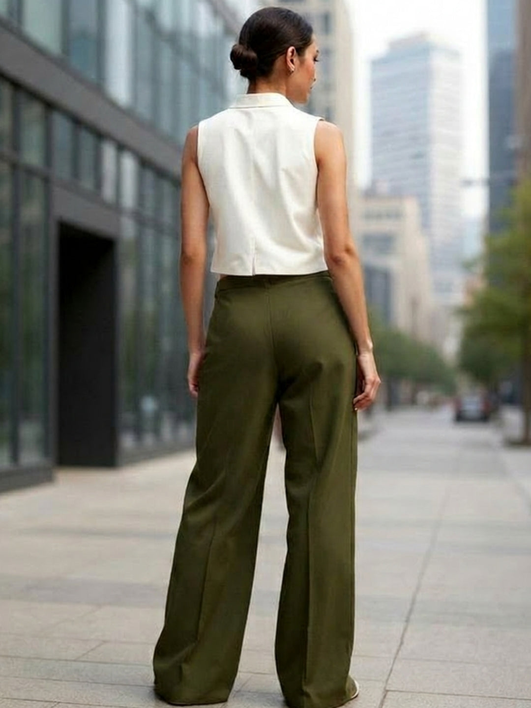 Women Relaxed High-Rise Trousers