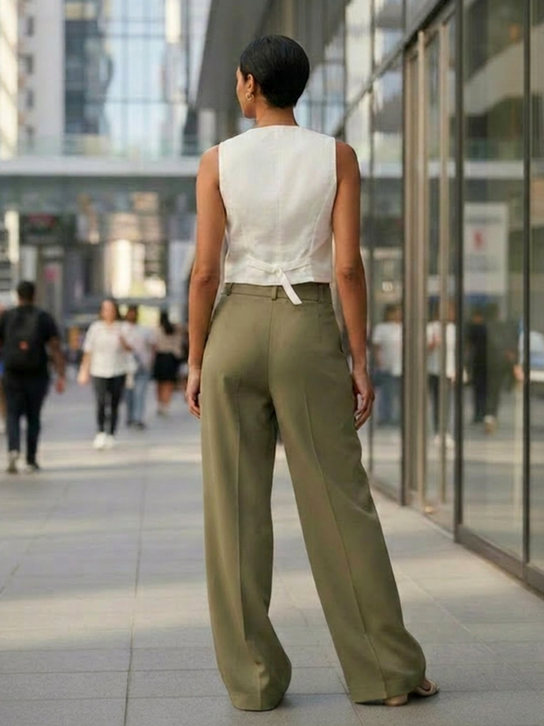 Women Solid Green Wide Leg Trousers