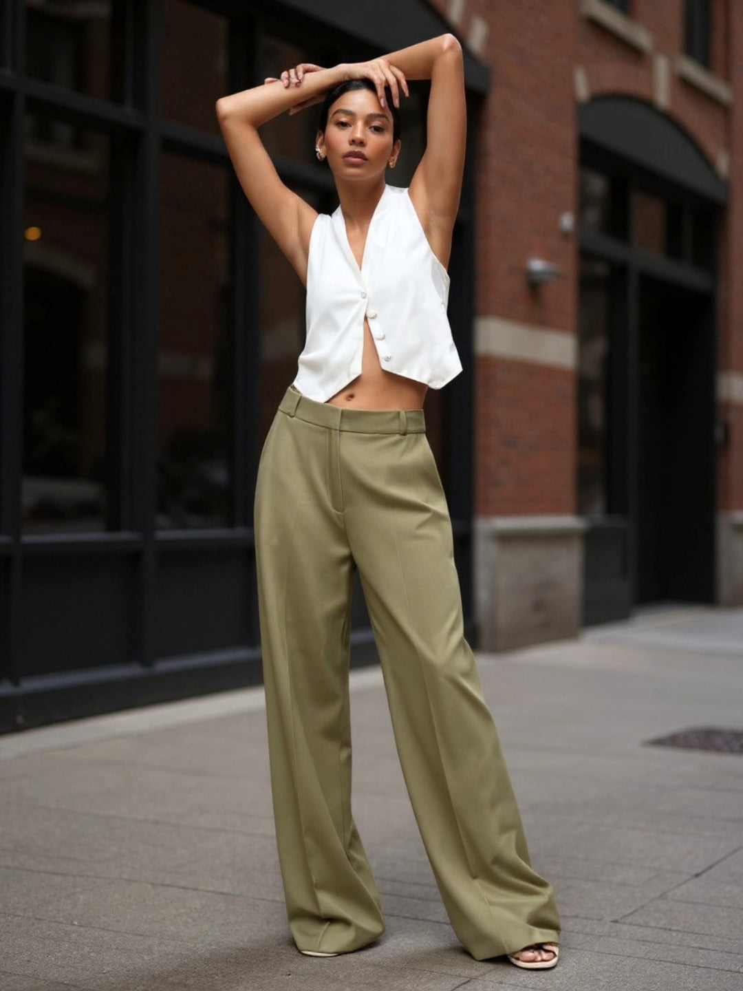 Women Solid Green Wide Leg Trousers