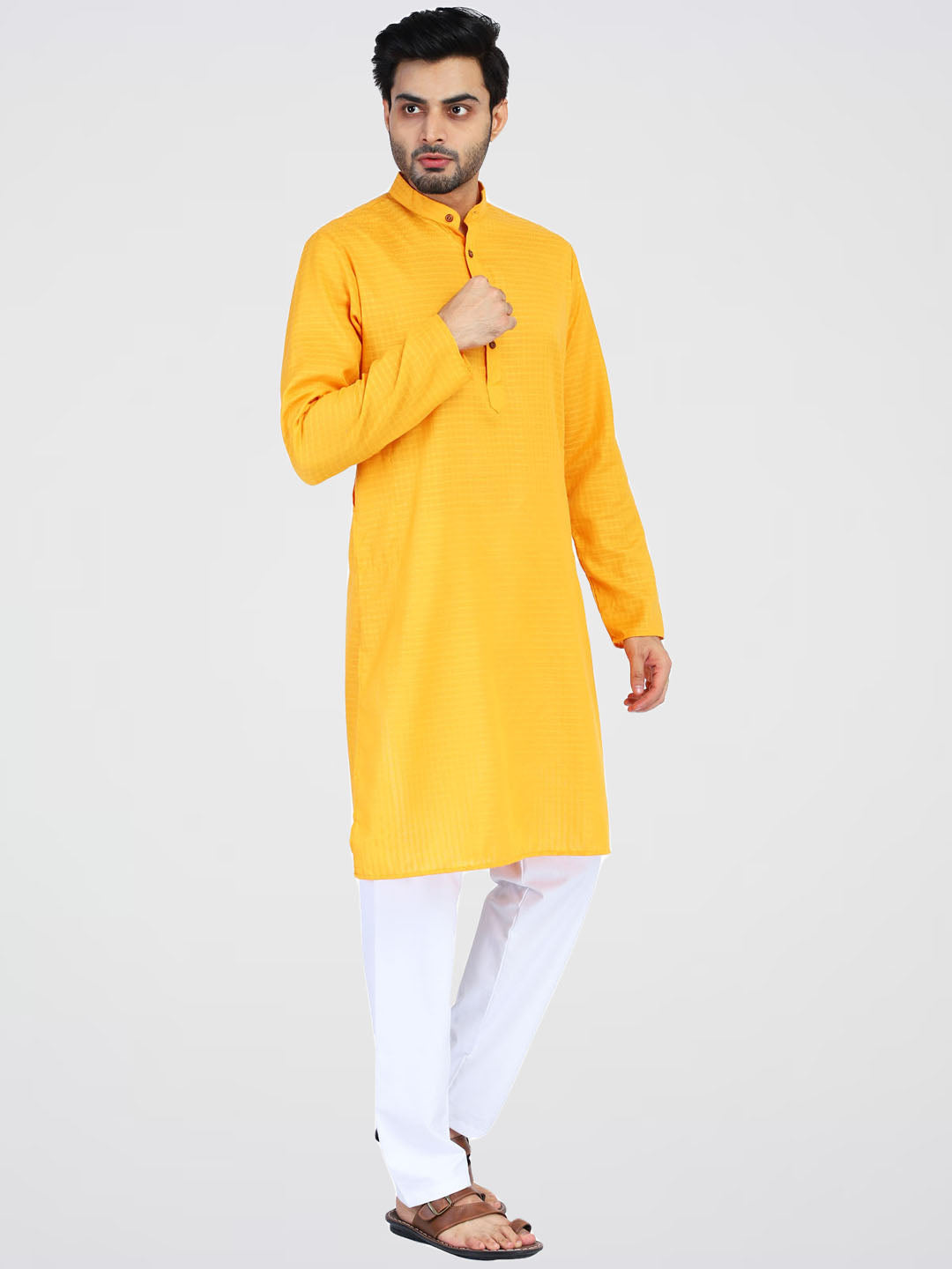Men Yellow cotton kurta set - Tahvo India