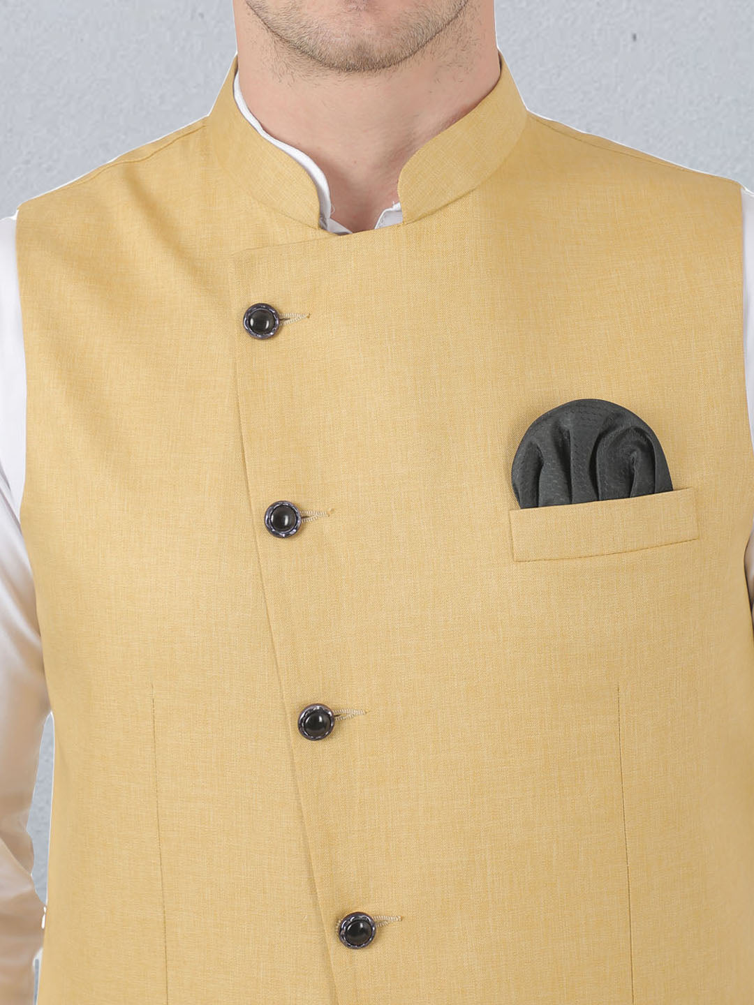 Men Kurta Set With golden Jacket - Tahvo India
