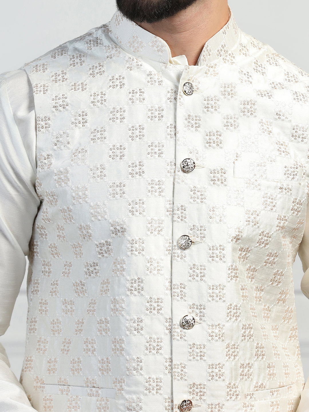 Men White Embroidered Jacket - Tahvo India