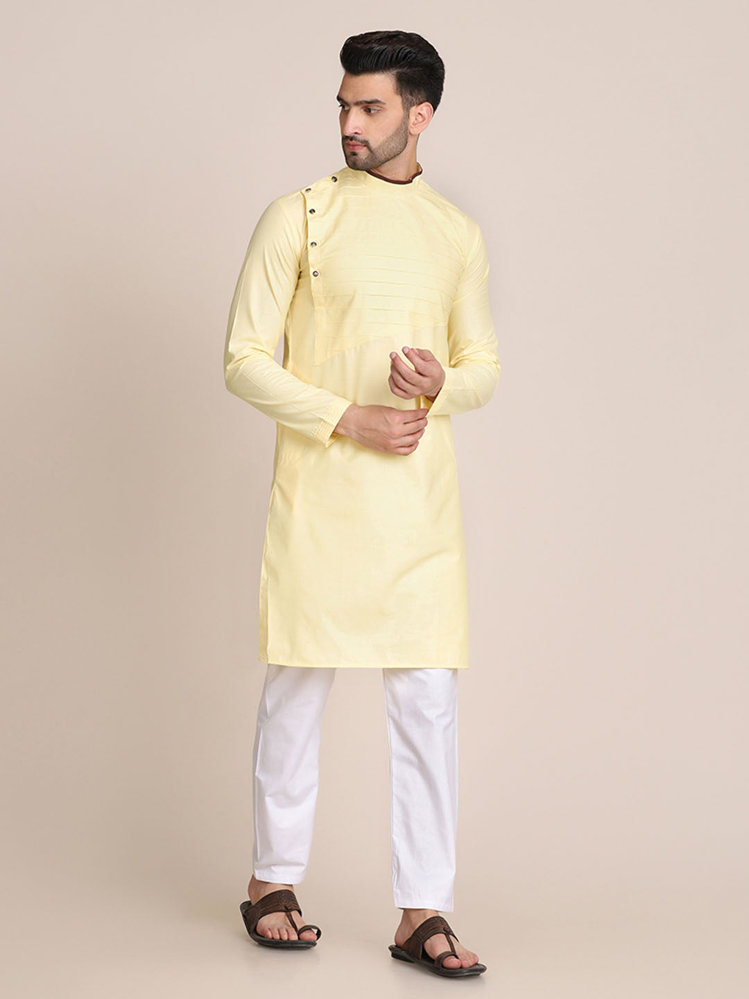 Men Yellow Solid Kurta - Tahvo India